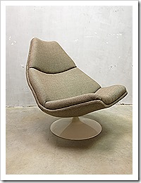Artifort vintage lounge chair swivel chair / Artifort ‘schelp’ model F591 Geoffrey Harcourt