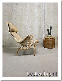 Bruno Mathsson Scandinavian vintage design lounge chair
