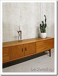 vintage design dressoir sideboard lowboard in Deense stijl