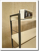 metalen wandkast boekenkast Tomado ontwerp: D.Dekker