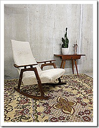 vintage Danish rocking lounge chair mid century design, vintage design Deense schommelstoel