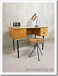 vintage retro bureau schrijftafel industrieel, vintage desk industrial mid century design