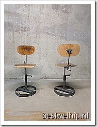 Industrial vintage stools, vintage krukken atelierkrukken industrieel