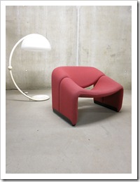 Artifort M-chair Groovy Pierre Paulin vintage design lounge chair