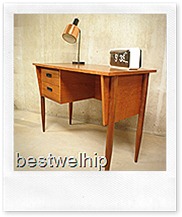 vintage houten bureau Deense stijl, vintage desk Scandinavian style