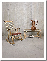 Deense houten schommelstoel rocking chair Danish