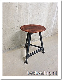 Industrial vintage stool Rowac, vintage kruk industrieel Rowac Bauhaus stijl