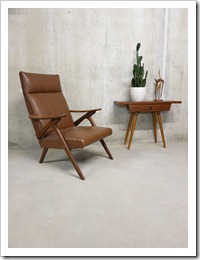 Vintage rookstoel jaren 50 60 Scandinavische Deense stijl, vintage lounge easy chair Scandinavian style