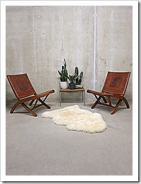 Mid century design folding chairs H. Wegner style