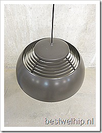 Arne Jacobson AJ Royal lamp, Louis Poulsen vintage design lamp industrieel