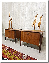 Danish night stand / cabinet vintage design nachtkastjes