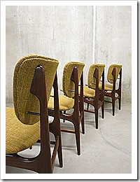 Deense eetkamerstoelen vintage dining chairs mid century Danish design