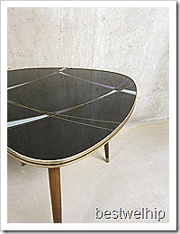 retro vintage bijzettafel driepoot mid century design tripot coffee table