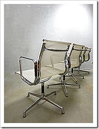 Charles Eames vintage bureau stoel mid century design office chair
