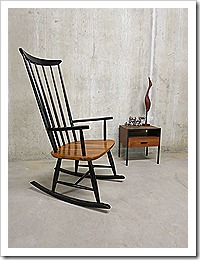 Houten vintage schommelstoel Tapiovaara stijl