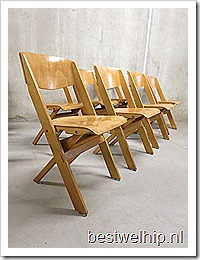 Vintage houten klapstoelen / wooden folding chairs