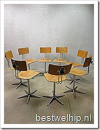 Franse vintage school krukken stoelen industrieel, Industrial vintage stools chairs