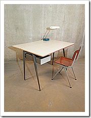 vintage design bureau desk Friso Kramer stijl