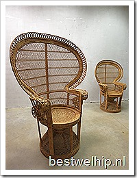 Vintage peacockchair seventies rotan fauteuil troon 