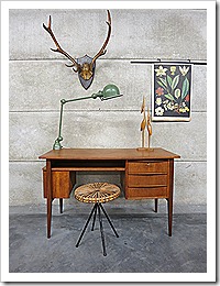 Danish desk mid century vintage design bureau Deense stijl Pastoe