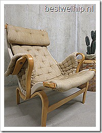 Bruno Mathsson Scandinavian lounge chair