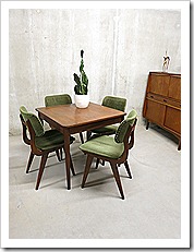 vintage eetkamer stoelen tafel Deense stijl Webe