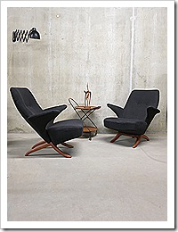 Artifort Pinguin chairs Theo Ruth Dutch design
