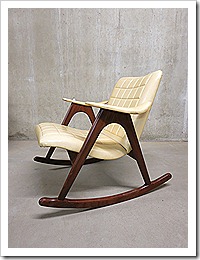 Vintage schommelstoel rocking chair Webe Louis van Teeffelen