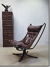 Mid century design high back falcon chair ontwerp Sigurd Ressell, Vatne Møbler