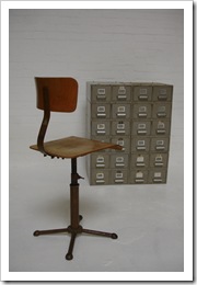 industriele design kruk / stoel, vintage design tekentafel stoel Drabert Minden 1889