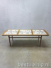 Vintage design tegeltafel side table ‘Art’, mid century vintage design tile coffee table
