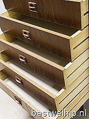 Danish cabinet chest with drawers mid century design, Deense vintage design ladenkast