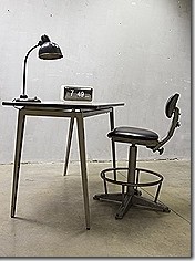 Industrieel vintage design buro Marko, Industrial writing desk Marko
