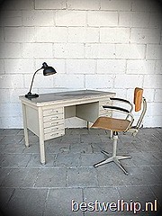 Industrieel vintage bureau desk Industrial Gispen 