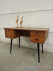 Vintage design bureau desk 