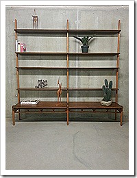 Fristho wall unit bookcase William Watting vintage design Fristho boekenkast Deense stijl